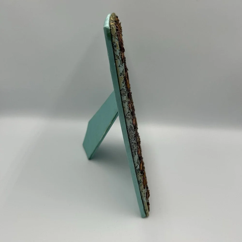 Beaded Embroidered‎ Fabric 4'' x 6'' Picture Frame